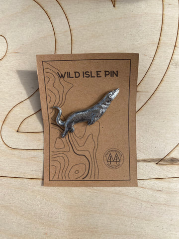 Swimming Otter Wild Isle Pin Badge